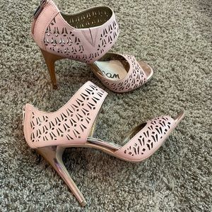 Sam Edelman Tan/Pale Pink Leather Cut-Out Heels with zipper + rose gold details